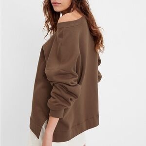 GAP Vintage Soft Oversized Sweatshirt in Cozy Brown